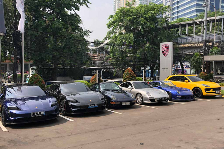 Pengguna Porsche Klasik Serbu Markas Porsche Jakarta, Lho Kok?