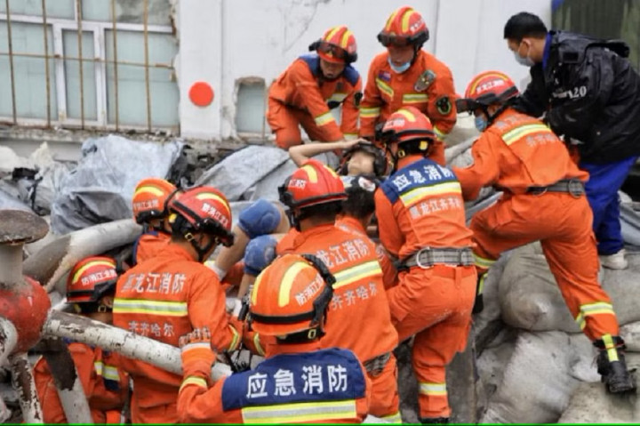 10 Orang yang Terjebak Puing Gimnasium di Tiongkok Dipastikan Tewas