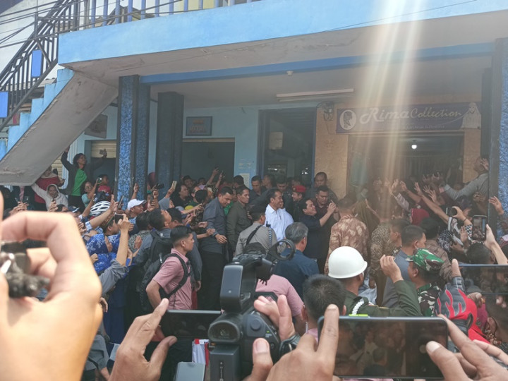 Jokowi Sebut Ekspor Produk PT Pindad Meningkat Tajam