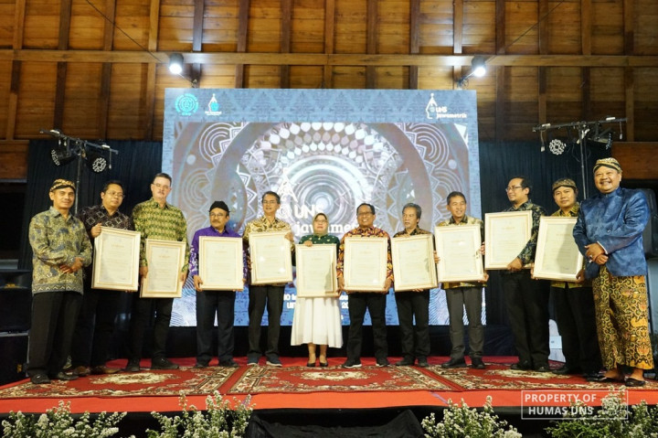10 Kampus Penerima Penghargaan UNS Jawametrik 2023