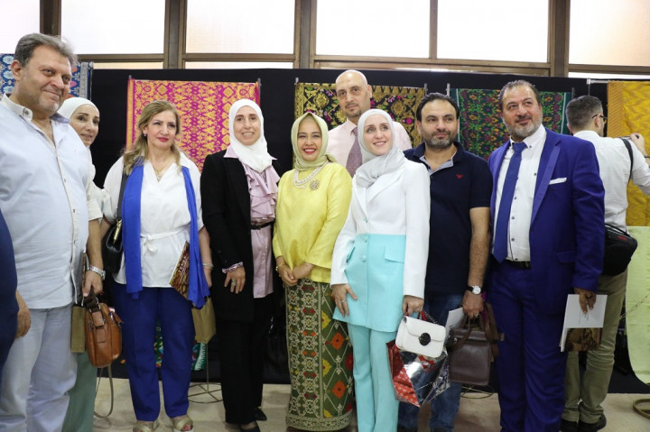 Pameran Tenun Indonesia Hadir di Perpustakaan Al-Assad Suriah