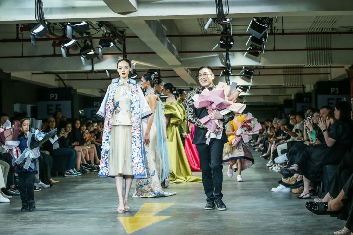 Albert Yanuar Kembali di Industri Fesyen, Tampilkan Filosofi Gabungan Sosial dan Budaya