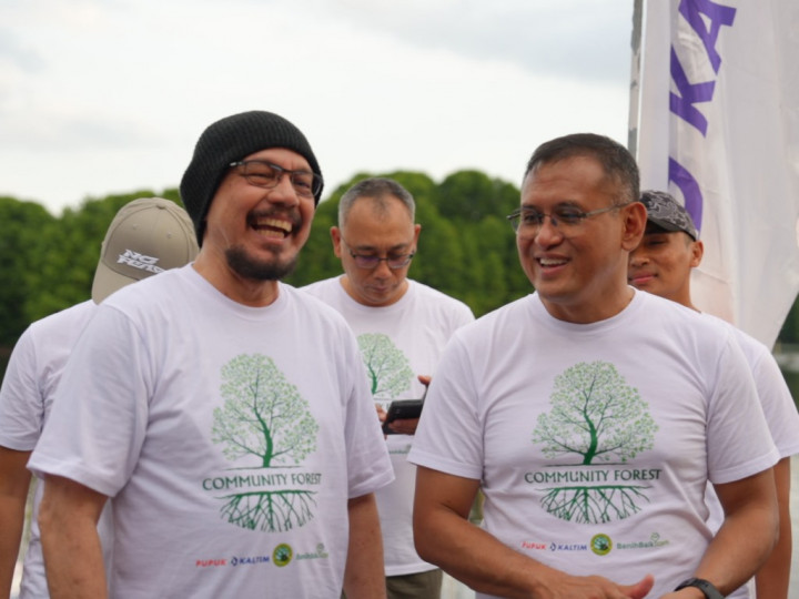 Pupuk Kaltim Dorong Dekarbonisasi Lewat 500 Ribu Bibit Mangrove