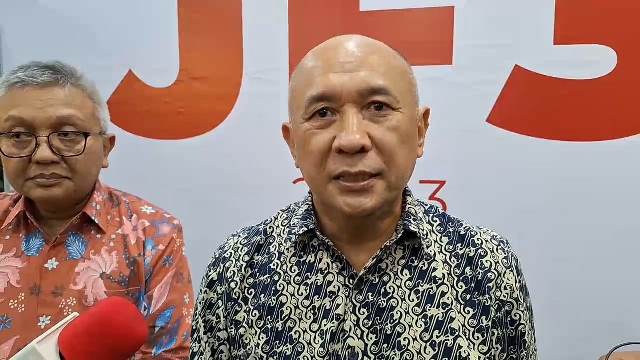 IFC Bakal Bentuk Koperasi Desainer, Menteri Teten Tak Sabar