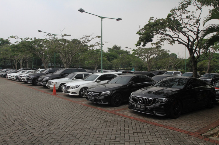 Hidup Sehat Ala MBOIG, Berkompetisi Di Atas Lapangan Golf