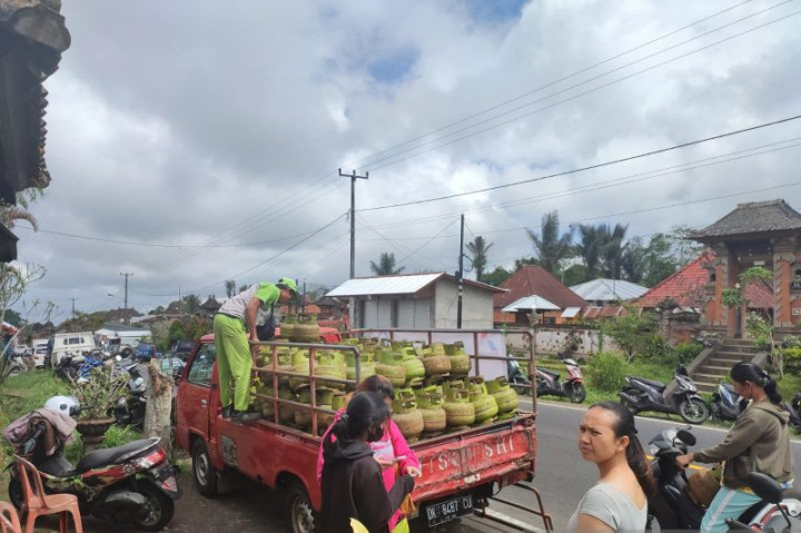 Pertamina Tambah 368.480 Tabung Elpiji 3 Kg di Bali Jelang Galungan