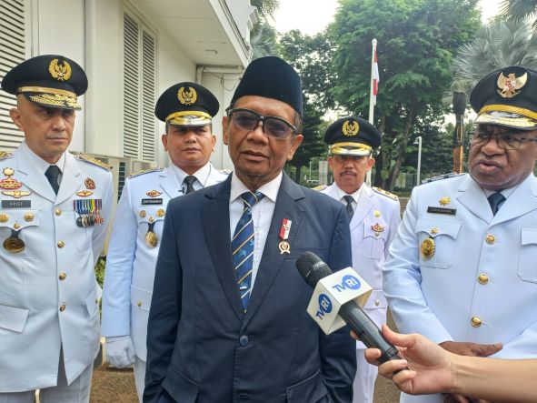 Mahfud MD: Kabasarnas <i>Ngakali</i> Lelang Makannya Ditangkap