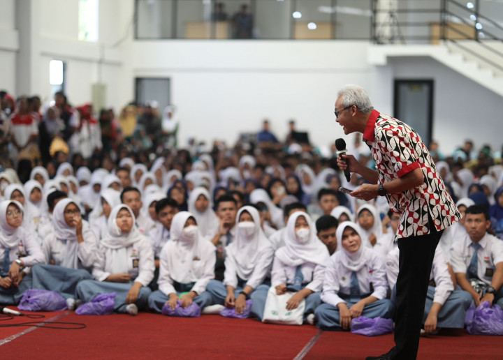 Pemprov Jateng Resmikan SMKN 1 Lumbir Permudah Akses Pendidikan Warga