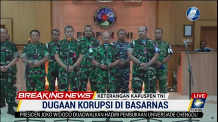 TNI Keberatan KPK Tetapkan Kepala Basarnas Tersangka