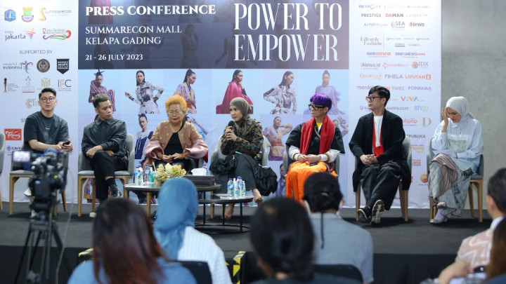 Cita Tenun Indonesia dan Tren Mode Berkelanjutan