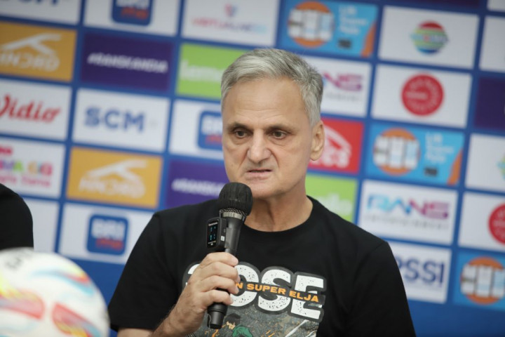 Pelatih Instruksikan PSS Perkuat Pertahanan saat Hadapi RANS