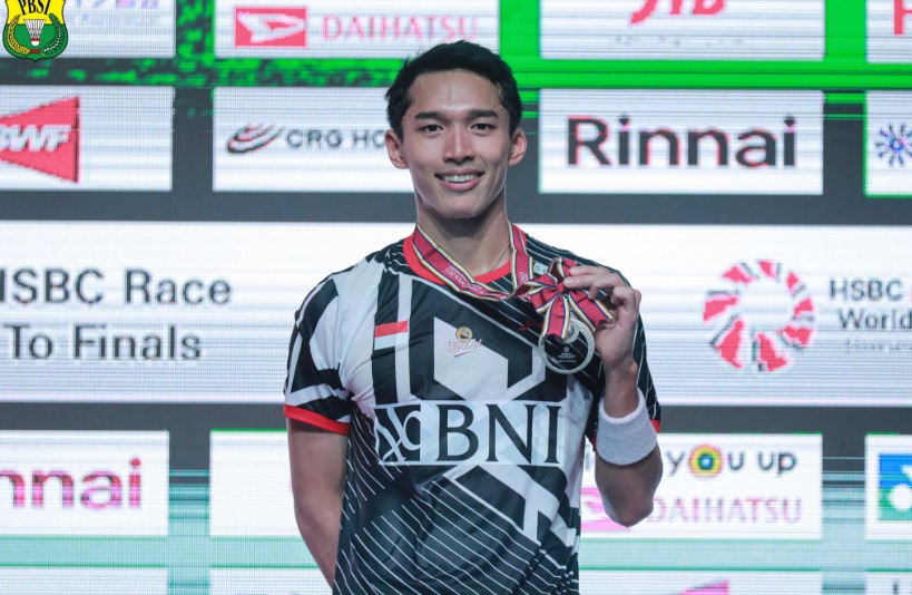 Jonatan Christie sabet gelar runner up di Japan Open 2023. (twitter @INABadminton)