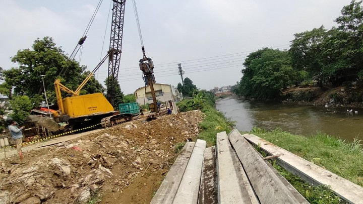 3 Km Lahan di DKI Akan Dibebaskan untuk Normalisasi Kali Ciliwung