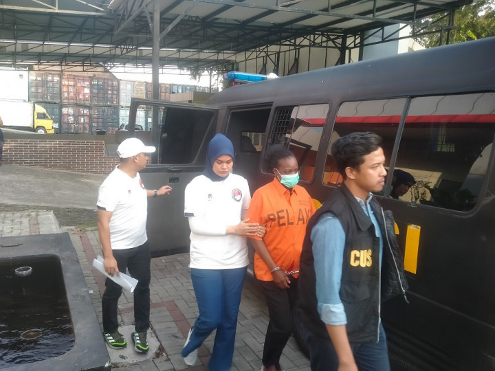 Wanita Asal Kenya Ditangkap Lantaran Bawa 5,1 Kg Sabu