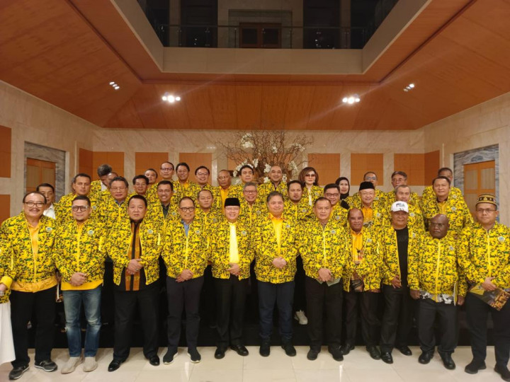 Seluruh DPD Golkar Tolak Munaslub dan Mendukung Penuh Airlangga