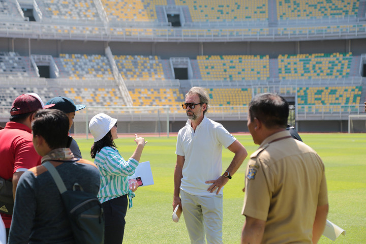 Tinjau Stadion GBT Jelang Piala Dunia U-17, FIFA Apresiasi Stadion Kondisi Bagus