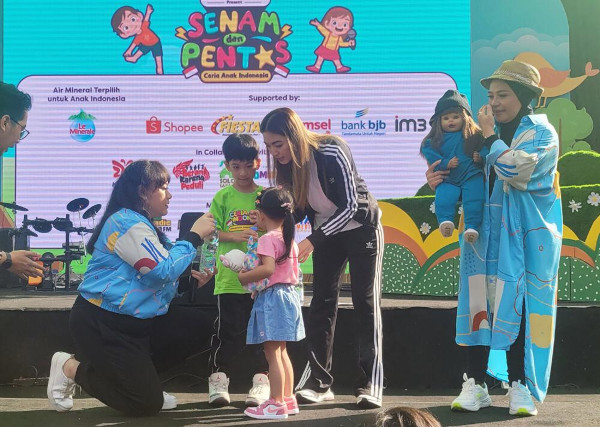 Semua Pihak Harus Berpartisipasi Menciptakan Generasi Masa Depan Sehat