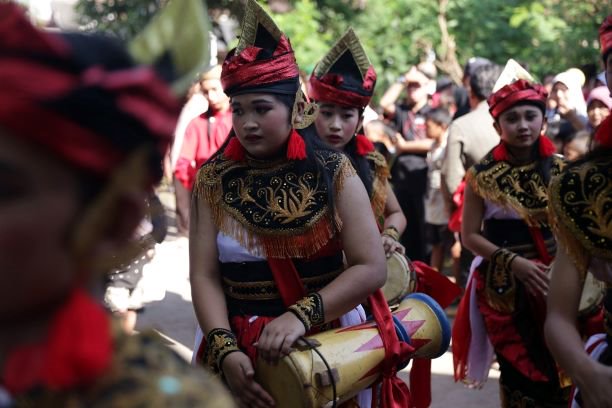 Uniknya Gerak Tari Tradisional Indonesia, dari Kaki, Tangan hingga ke Kepala