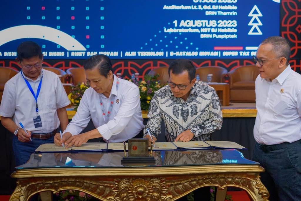 SIG dan BRIN kerja sama bidang riset di industri semen. Foto: dok SIG.