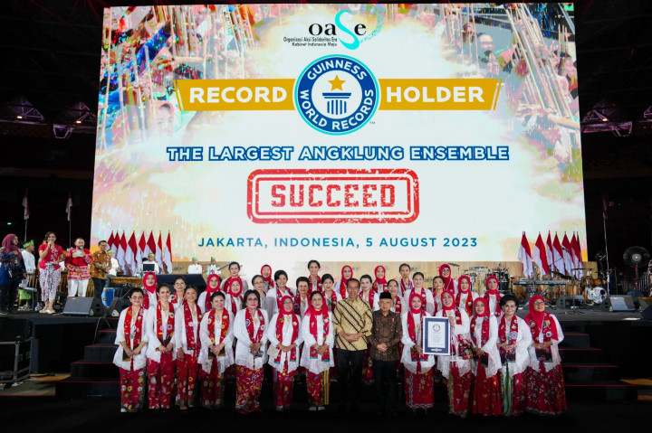 Indonesia Pecahkan Guinness World Records Pergelaran Angklung Terbesar di Dunia
