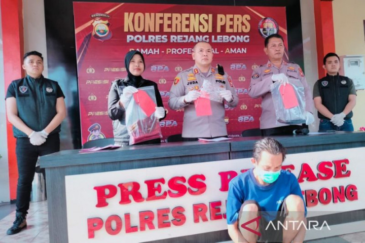 Usai Kabur, Pelaku Penganiayaan Guru di Bengkulu Menyerahkan Diri