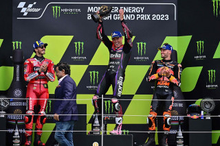 Aleix Espargaro Juarai MotoGP Inggris, Bagnaia Kedua