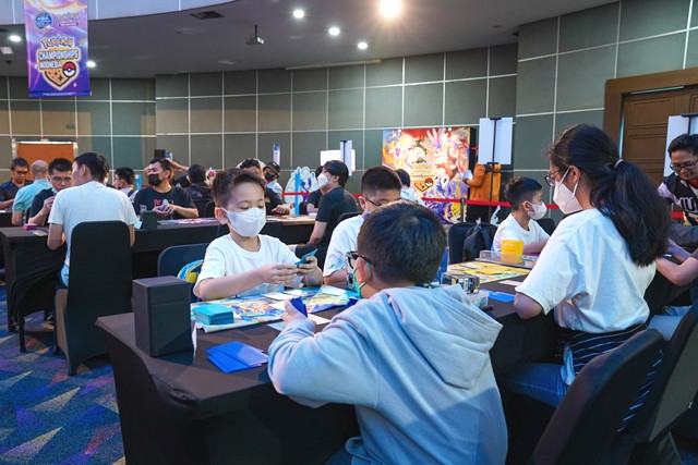 Berikut kisah perjalanan ketujuh pemain kartu Pokemon Indonesia. (Foto: Dok. Istimewa)