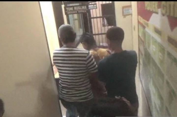 Cemburu Motif Pemuda di Sukabumi Lindas Kepala Pacarnya dengan Motor