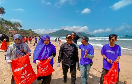 'Osing Nyampah', Upaya Mengurangi Sampah Plastik di Banyuwangi Jadi Energi Bermanfaat
