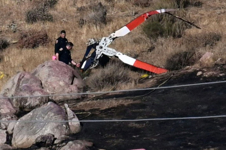 Dua Helikopter Pemadam Bertabrakan, Tiga Orang Tewas