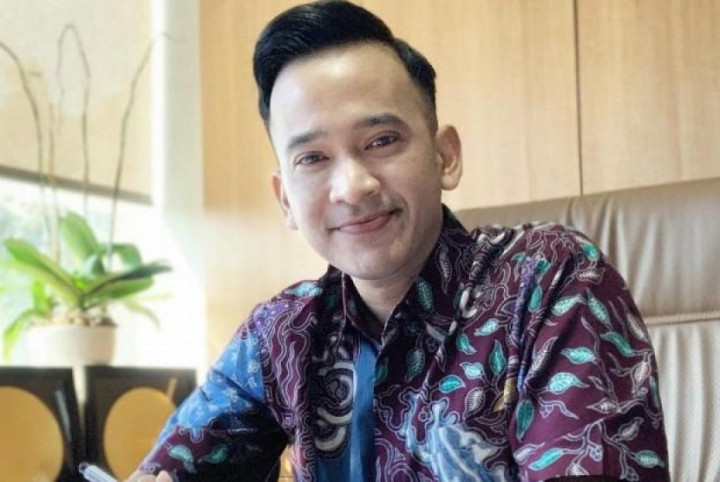 Giliran Ruben Onsu Berambisi Pecahkan Rekor Omzet Terbesar di Shopee Live pada Puncak 8.8