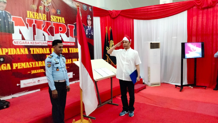 Eks Sekretaris FPI Munarman Berikrar Setia pada NKRI