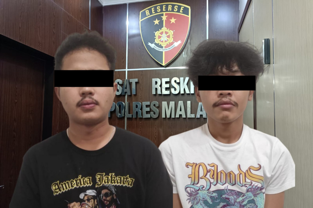 Seorang pria berinisial RM, 20, dan JA, 19, warga asal Kecamatan Cibinong, Kabupaten Bogor, Jawa Barat.
