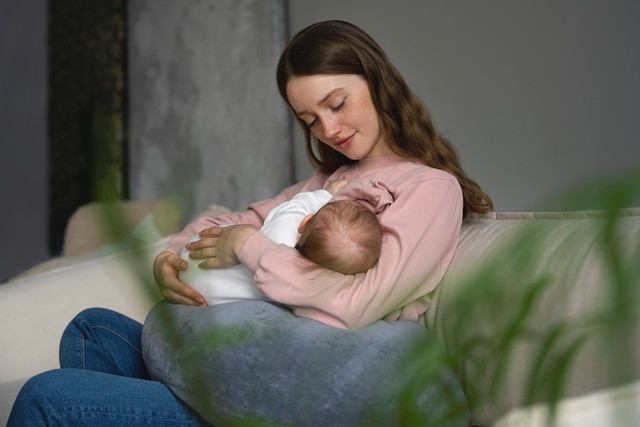 Bagaimana Bila Payudara Bengkak tak Kunjung Membaik?