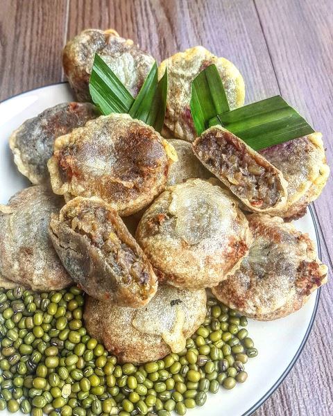 Simak cara buat kue klasik, gandasturi. (Foto: Dok. Instagram Bunga Miranti Indrasari/@bungamiranti)