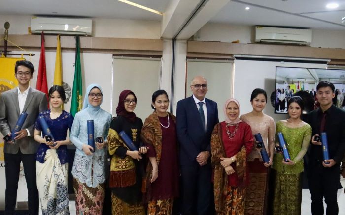 Pertama Kalinya, FKG UI Luluskan Mahasiswa Kelas Internasional