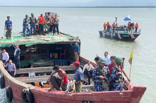 Perahu Membawa Pengungsi Myanmar Pecah di Laut, 17 Orang Tewas