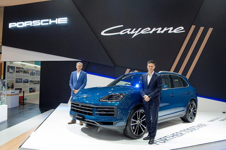 All New Porsche Cayenne Melesat Di Kerumunan GIIAS 2023