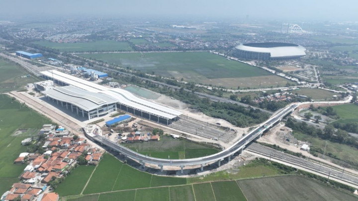 Permudah Akses ke Stasiun Tegalluar, KCIC Resmikan Jembatan Cibiru