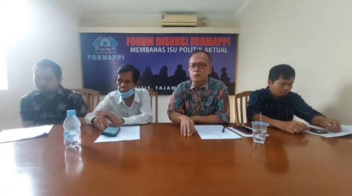 Formappi Nilai Perpanjangan Waktu Pembahasan RUU Memanjakan DPR