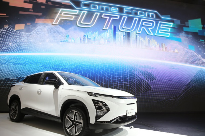Chery Boyong Omoda 5 EV di GIIAS, Harga Belum Diumumkan