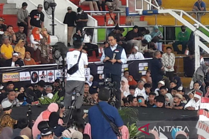 Anies Baswedan Temui Milenial di Magelang