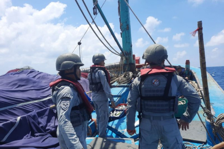 Lakukan <i>Illegal Fishing</i>, Kapal Ikan Vietnam di Laut Natuna Ditangkap