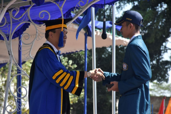Rektor Undip Larang Ospek, Perpeloncoan, dan Pengkaderan Tanpa Izin Bagi Maba