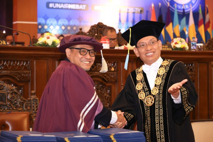 Enam Mahasiswa MSU Malaysia Raih Gelar <i>Double Degree</i> di Unair