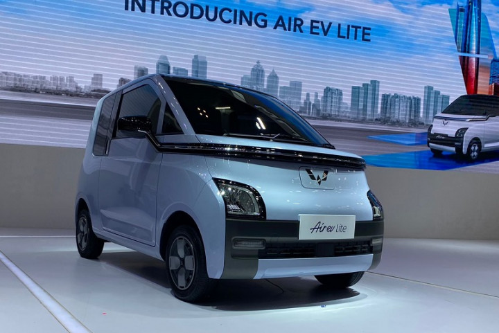 Murah Meriah! Wuling Rilis Air ev Lite Seharga Rp188 Juta di GIIAS