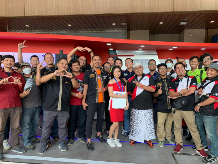 GIIAS 2023: Seseruan Komunitas Tosca, Alert, dan Velozity di Booth GT Radial
