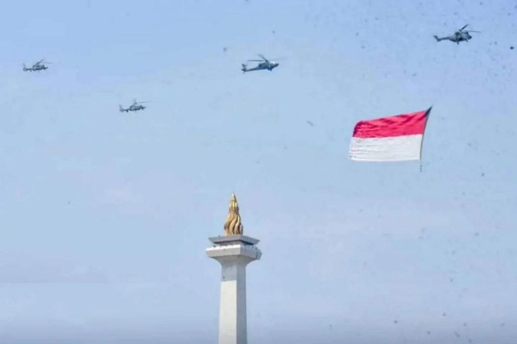 Pesawat TNI AU Latihan Awal Demo Udara HUT Ke-78 RI