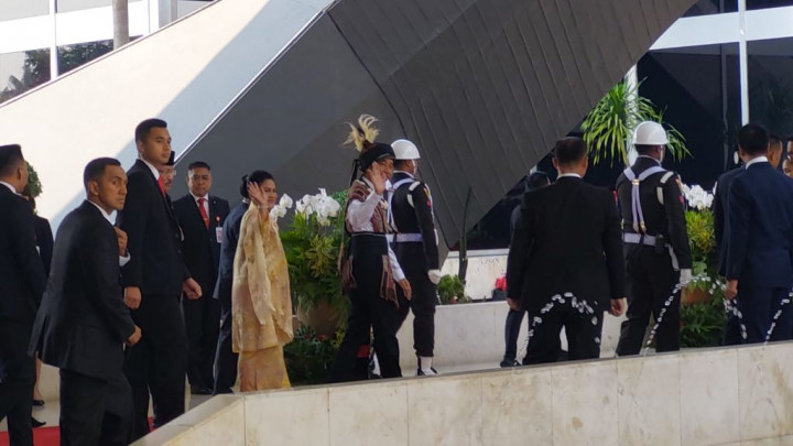 Hadiri Sidang Tahunan MPR 2023, Presiden Kenakan Busana Tanimbar Maluku