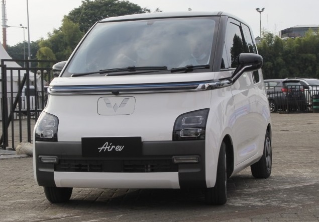 Rayakan HUT ke-21, Venom Kasih Hadiah 1 Unit Wuling Air ev